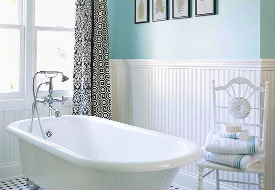 vintage-bathroom